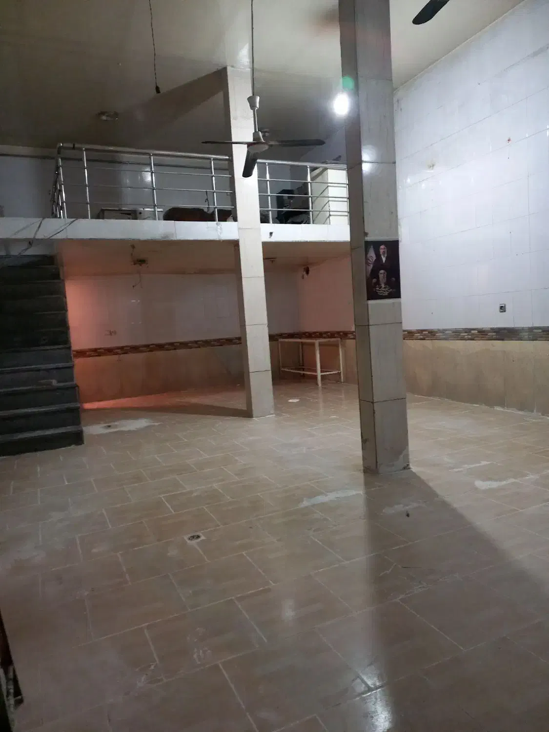اجاره مغازه ۶۰ متری بالکن دار