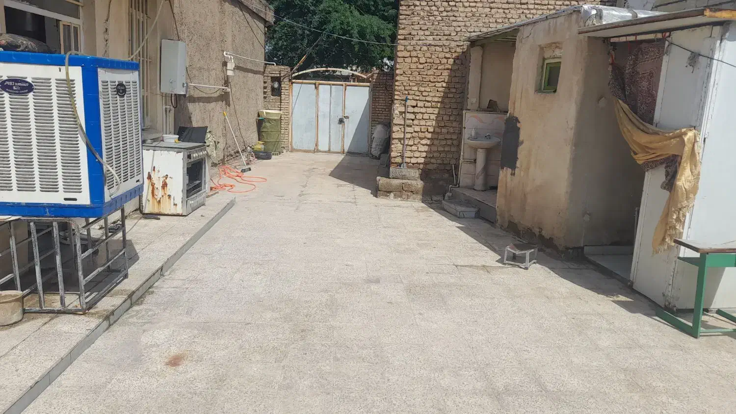 فروش زمین  مناسب تجاری و مسکونی