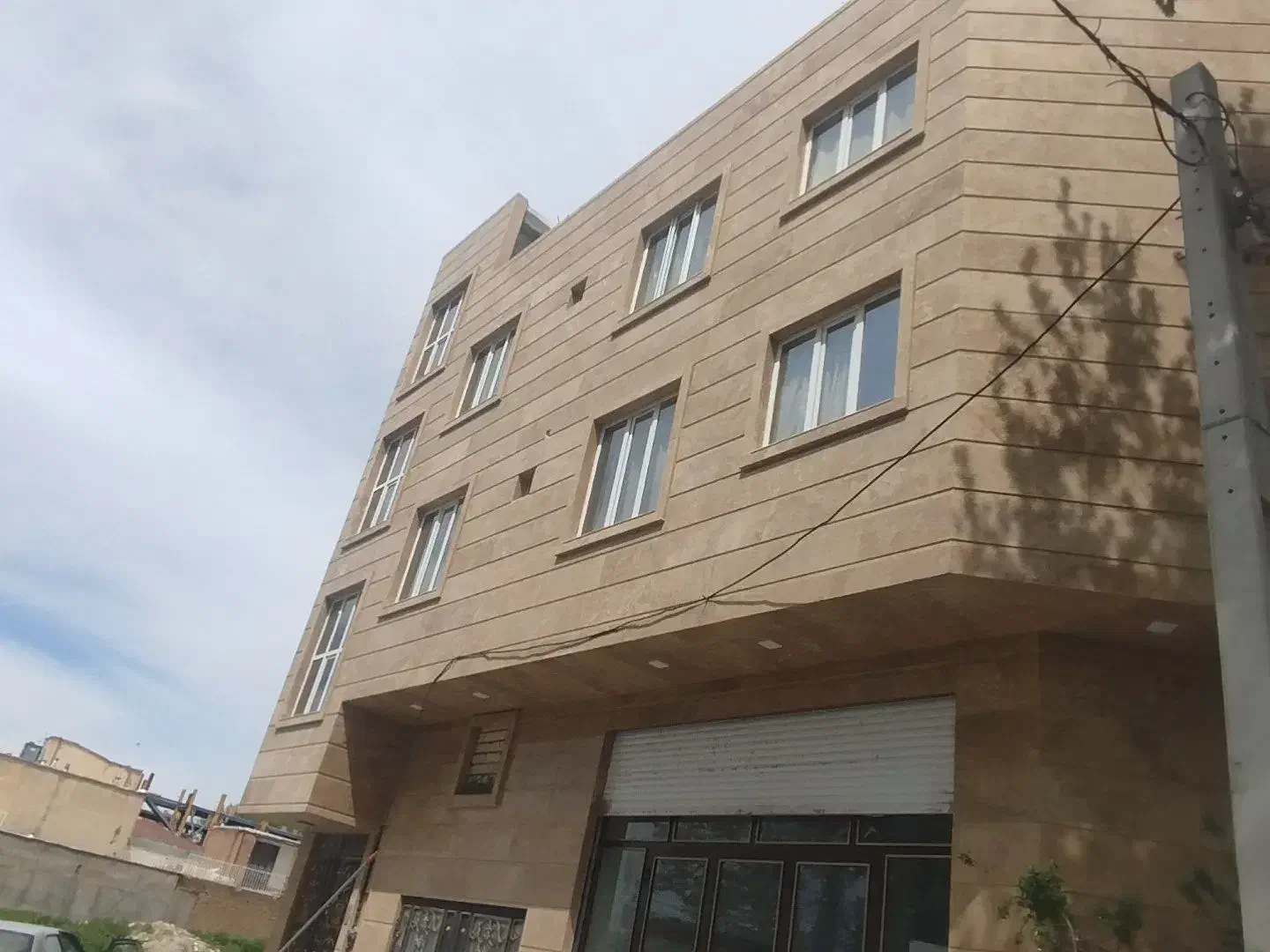 آپارتمان ۱۵۰متری