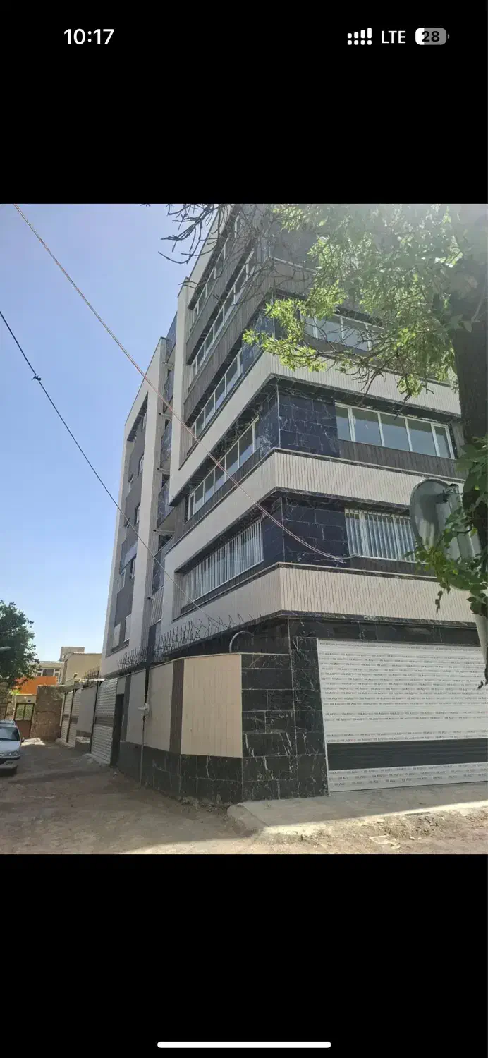 واحد کلید نخورده ادبجو