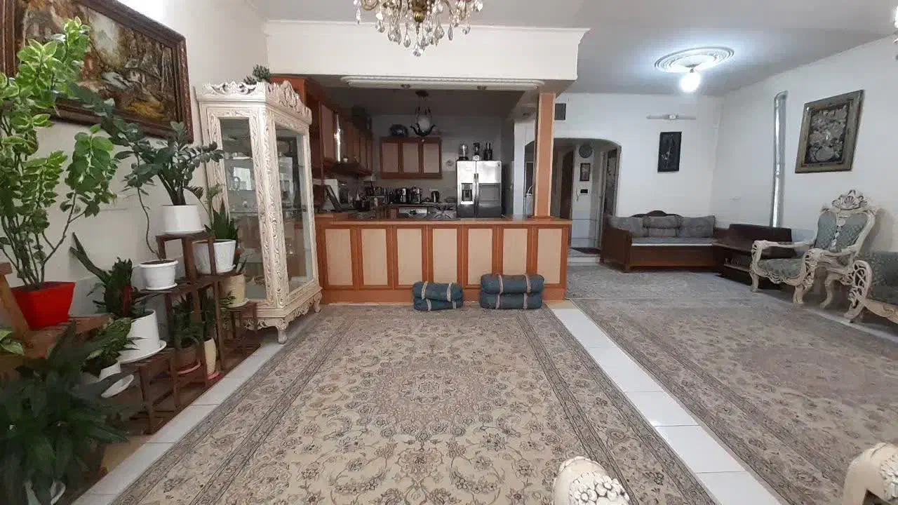 منزل ویلایی پلاک سوم خیابان