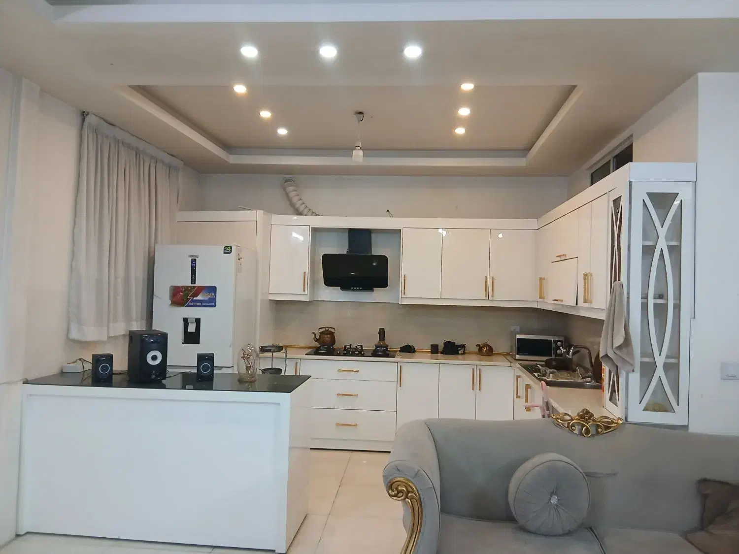 عبادی اپارتمان