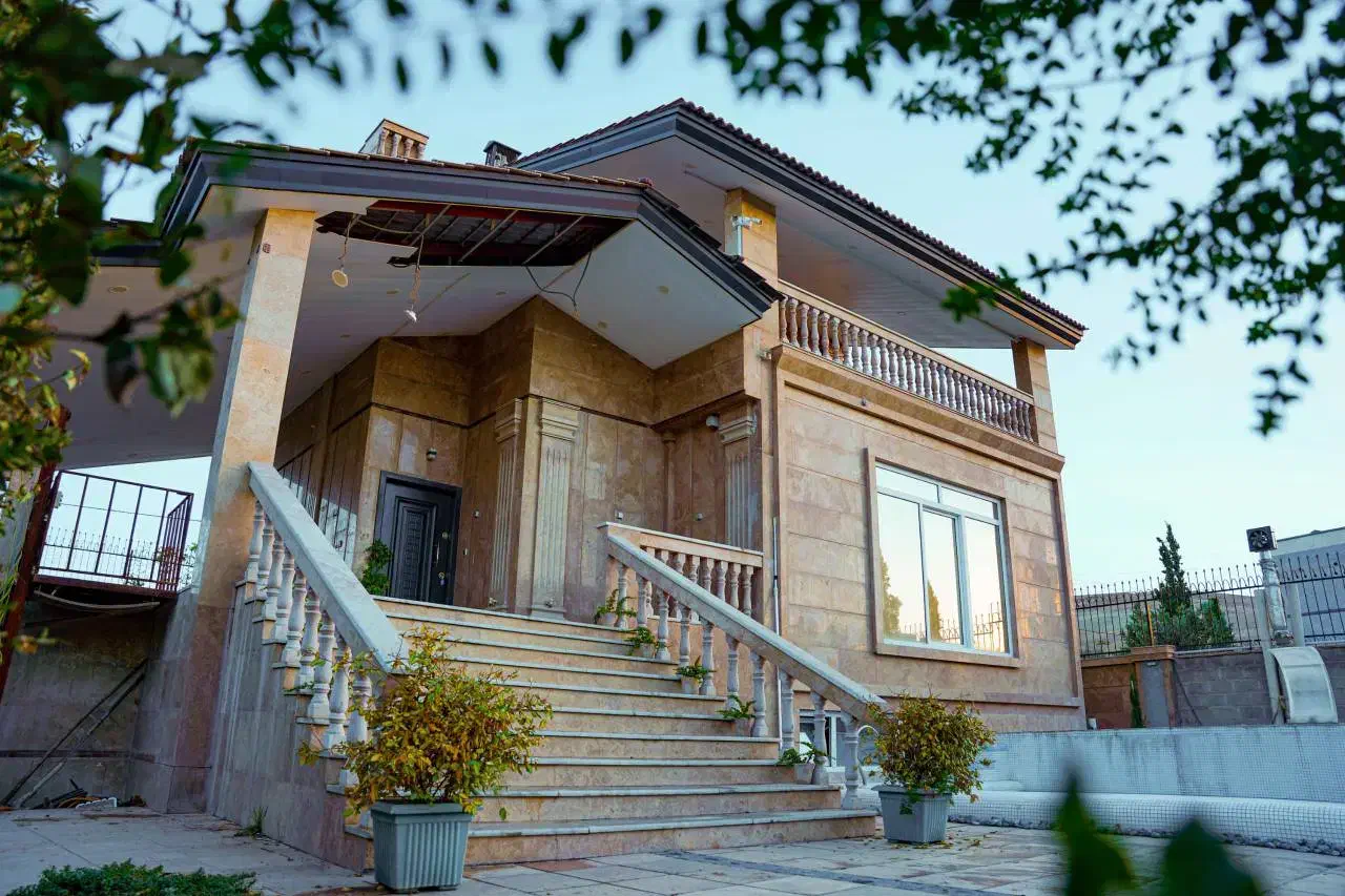آپارتمان ۱۰۰متری نوساز بلوار دانش