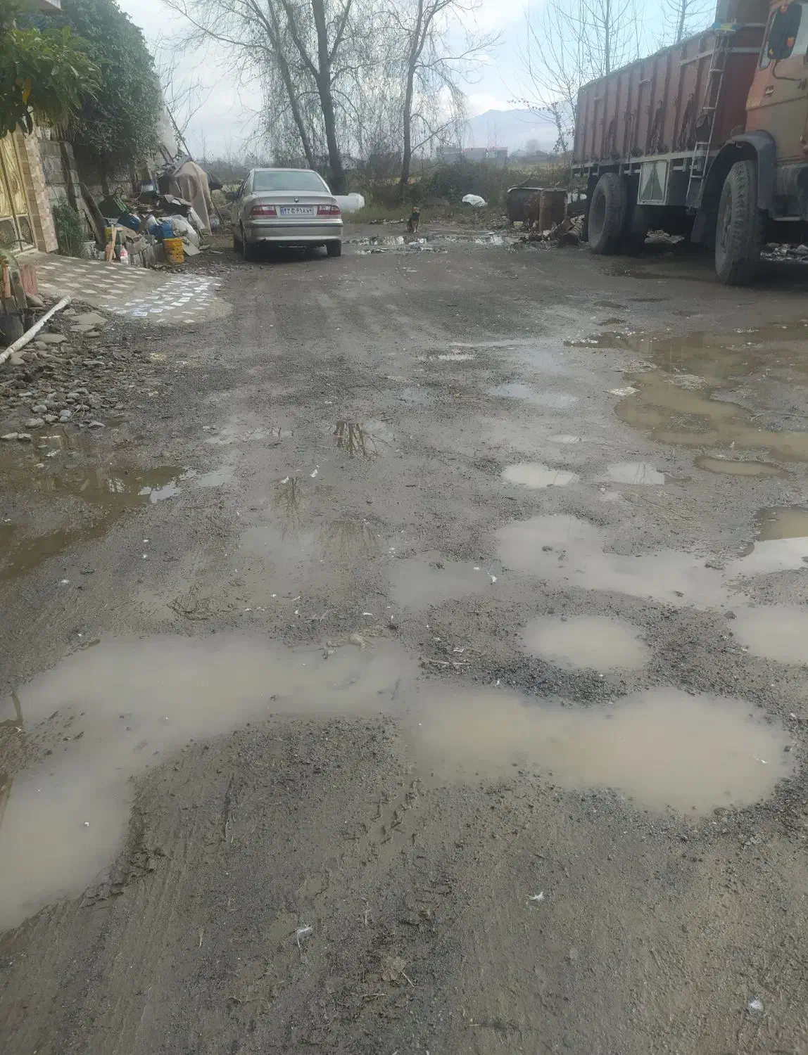 زمین ۲۰۰متری بر جاده اصلی
