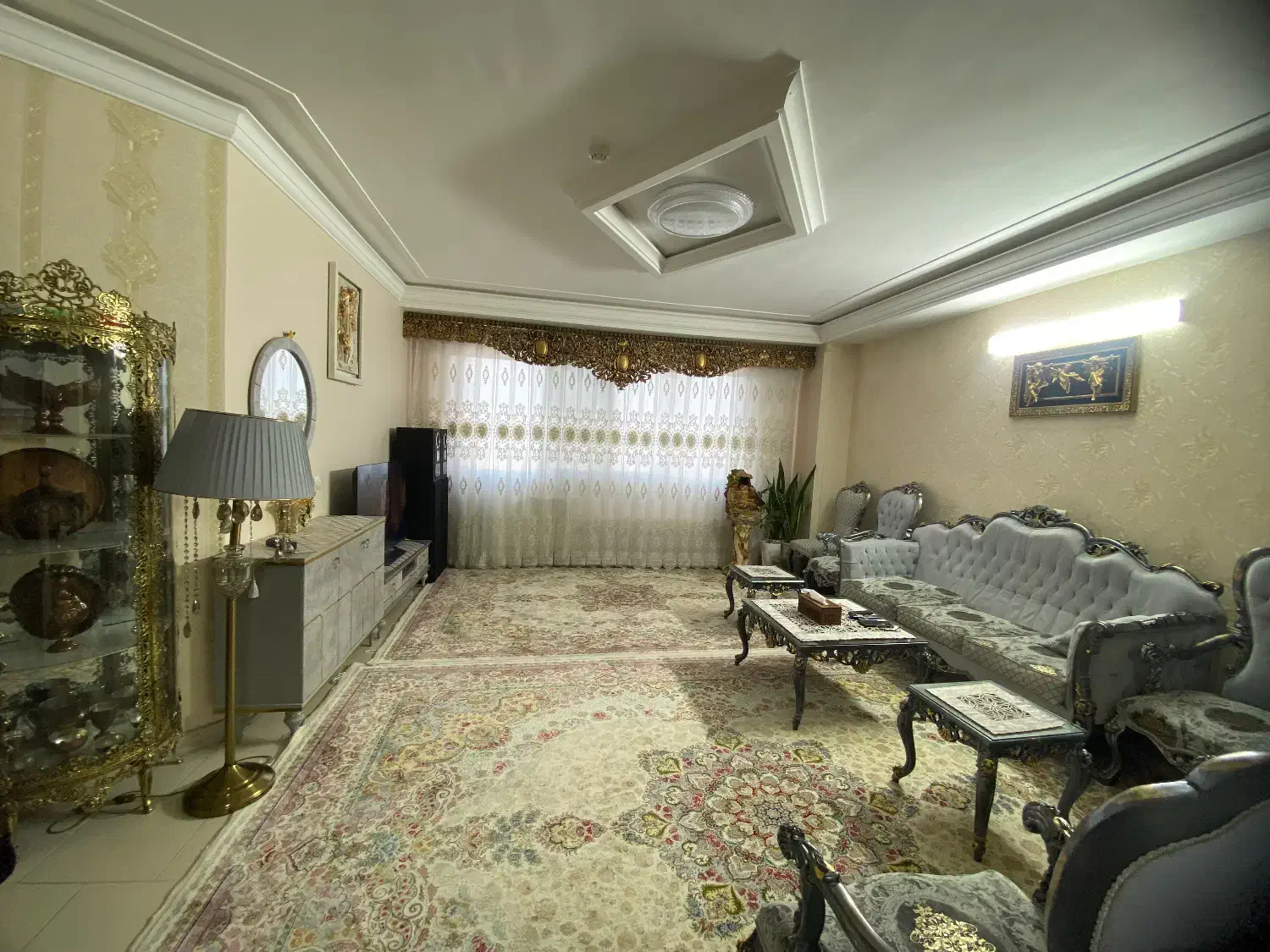 فروش آپارتمان ۹۰ متری مجتمع نور