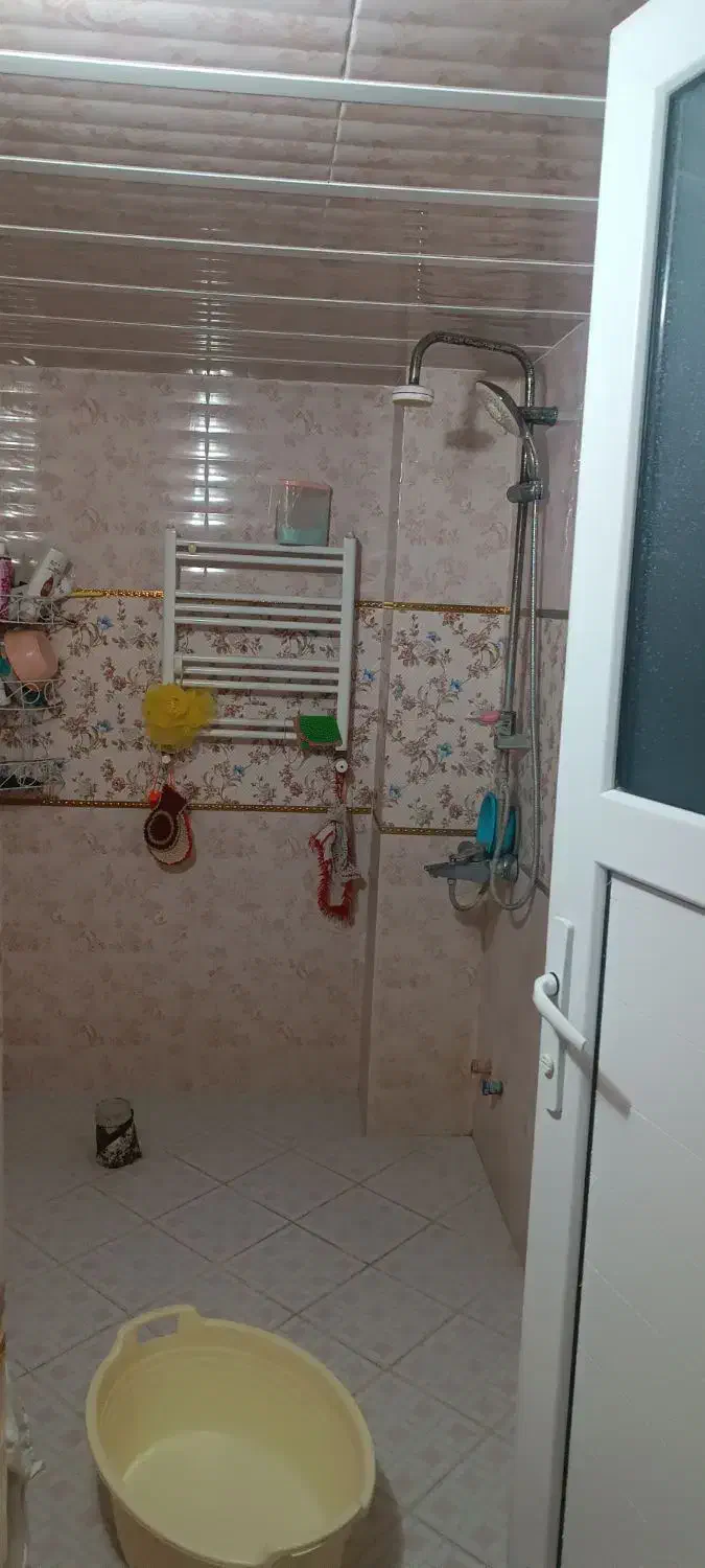 ۱۱۰ متر تک واحدی ۳ طبقه ویلایی