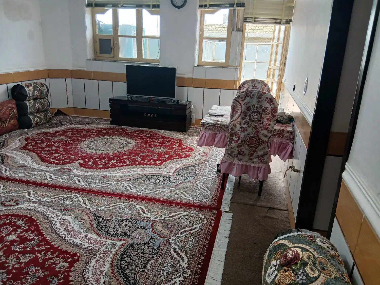 اجاره و رهن منزل مسکونی طبقه بالا