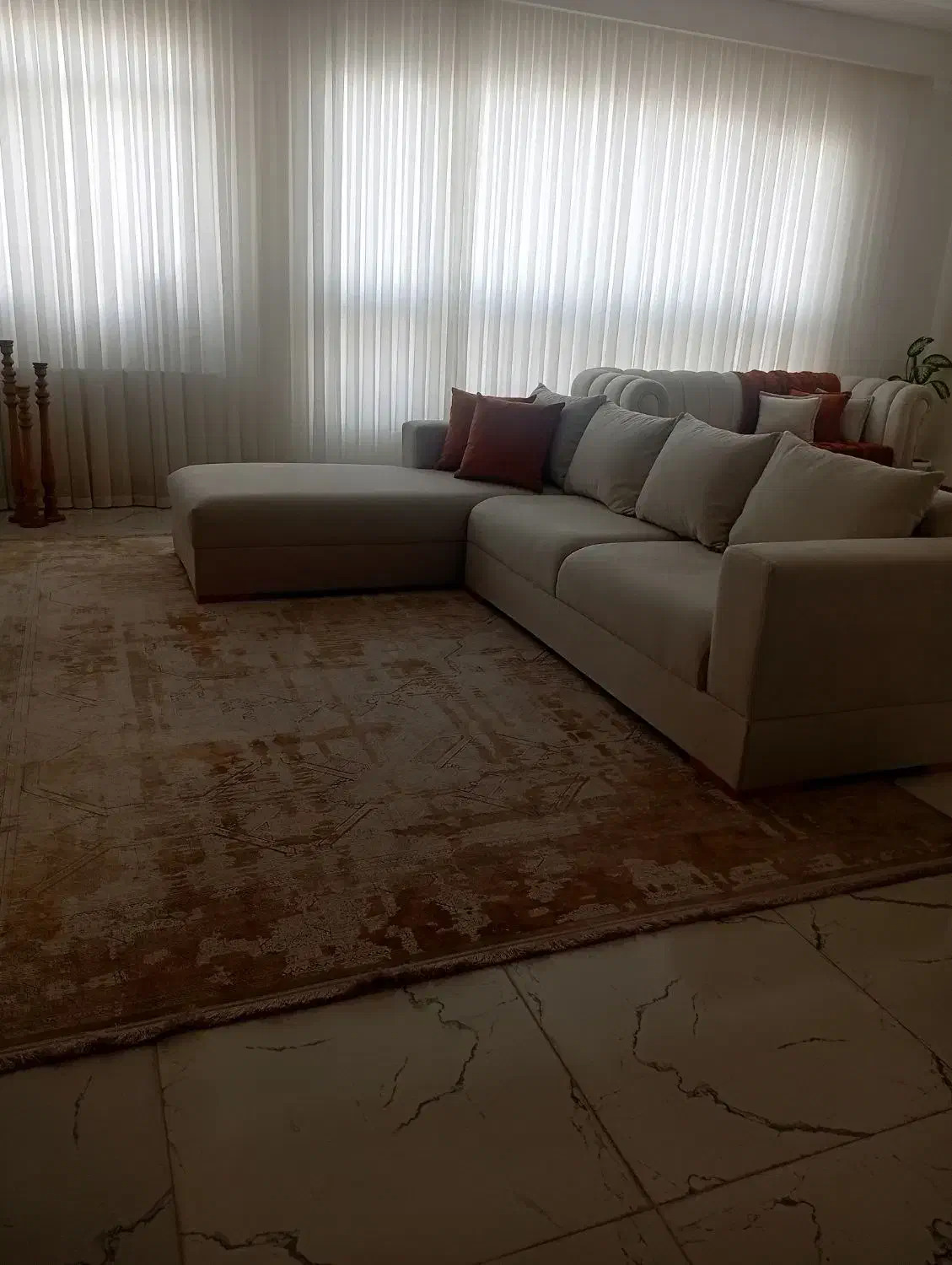135متر آسانسور پارکینگ روبه نما
