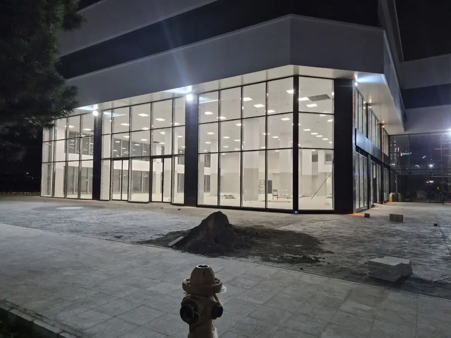مغازه بزرگ برای هایپر