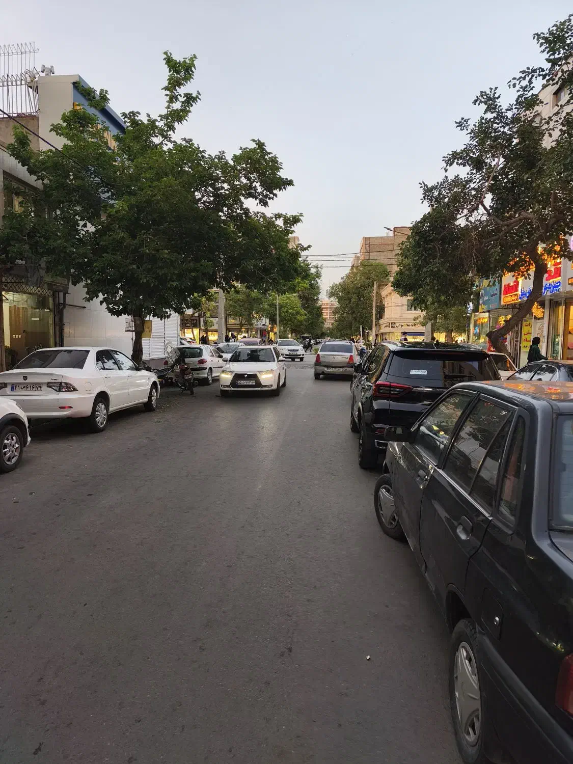 165 متری بر 13 فروش فوری ویژه ساخت