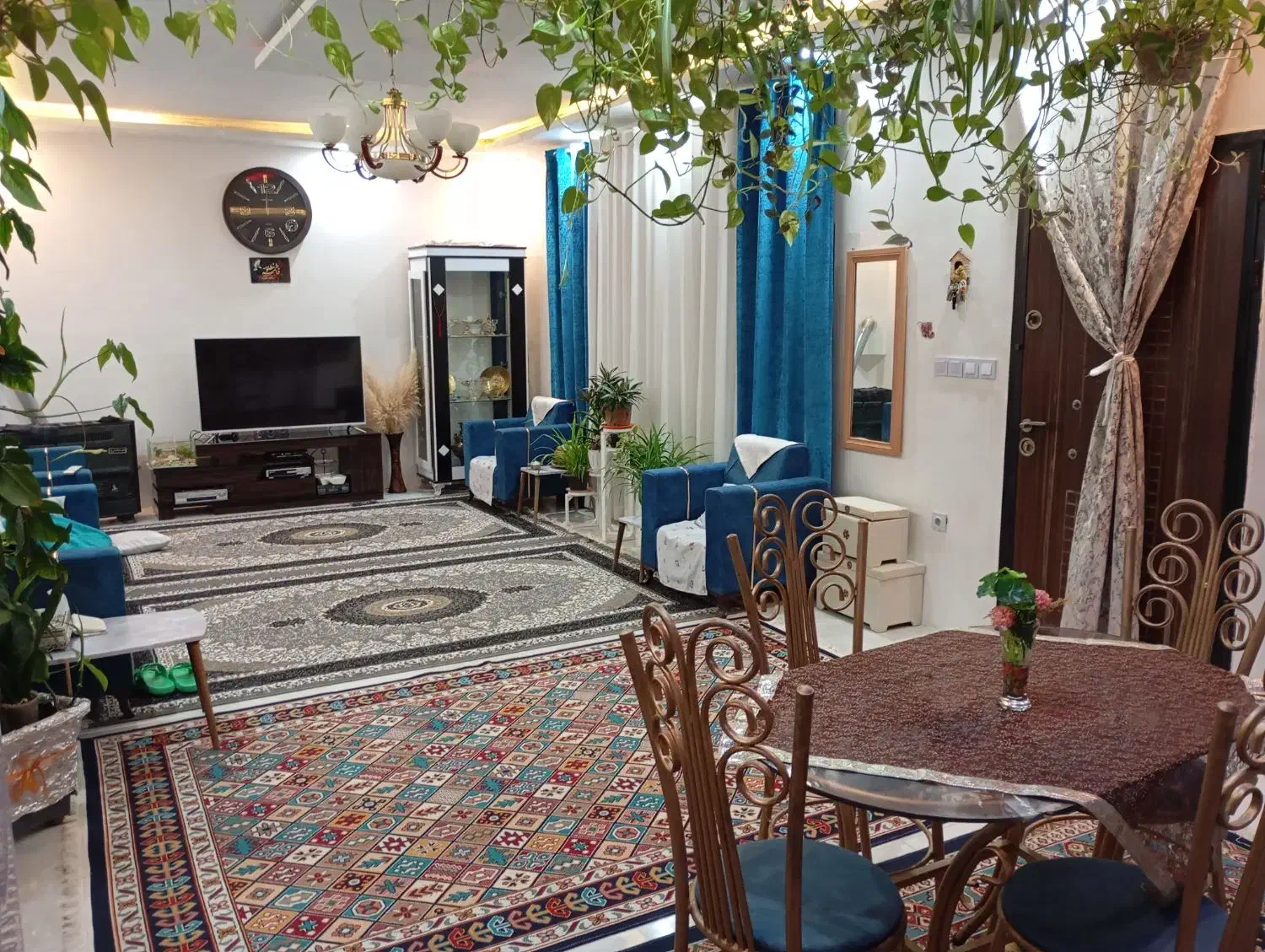 ویلایی فلت _ نوساز _ موقعیت بی نظیر