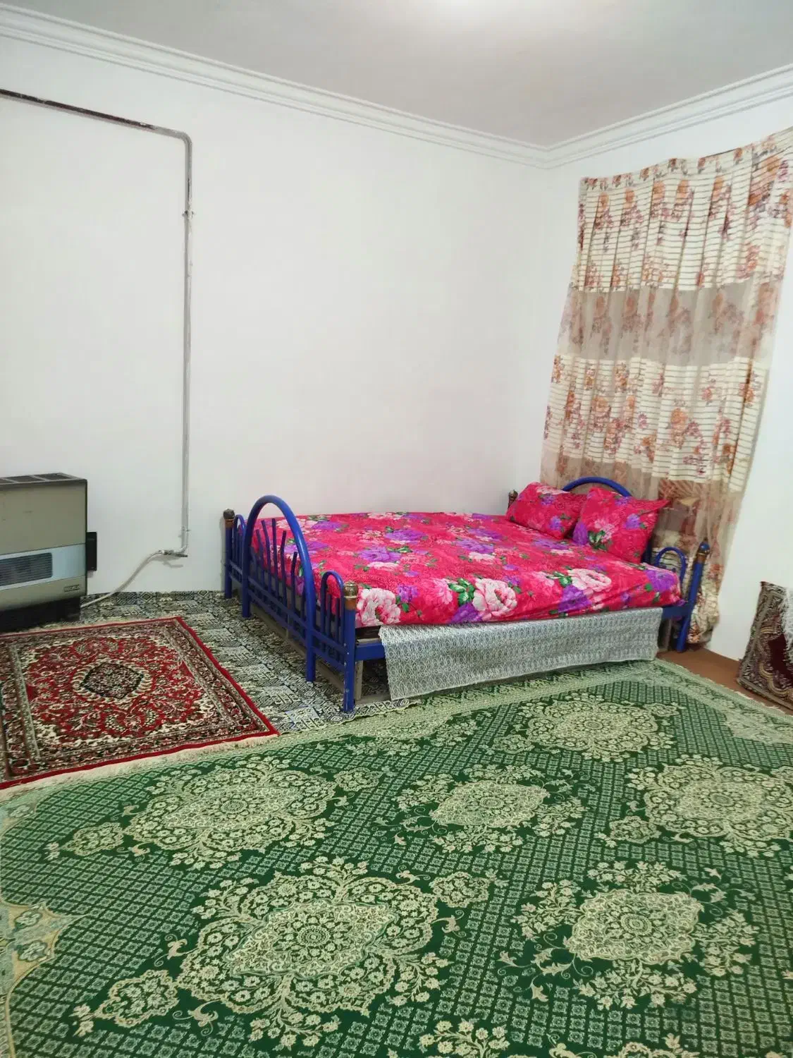 ویلا جنگلی کنار رودخانه