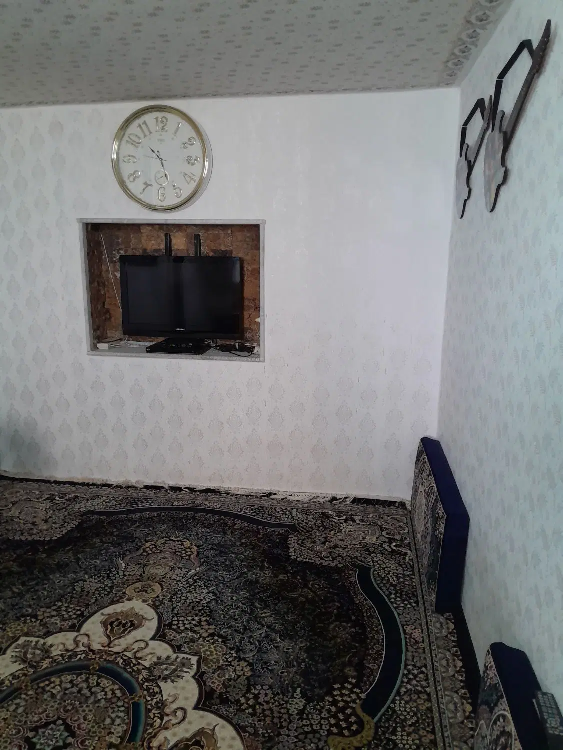 فروش و اجاره خانه ویلایی بیستون