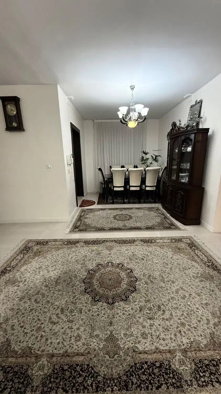 آپارتمان ۱۲۴ متری سند دار