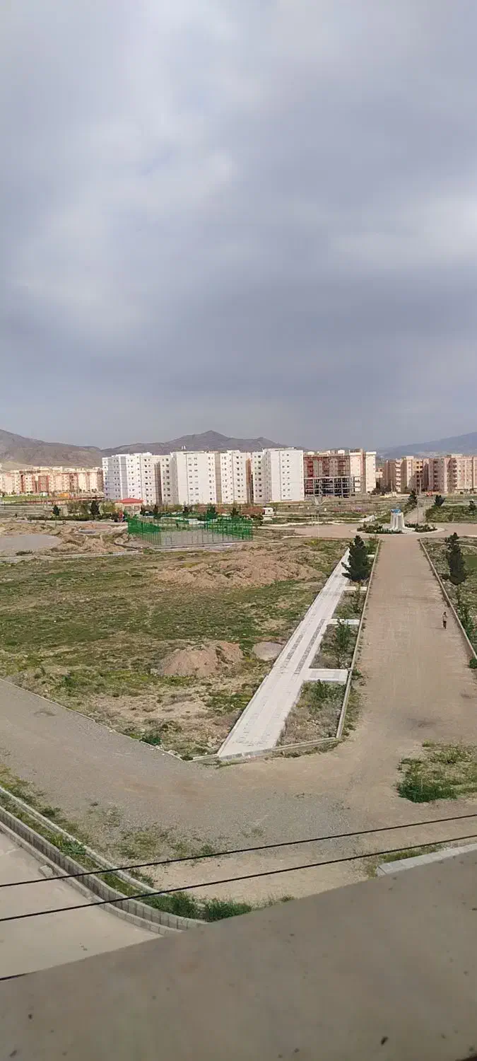 آپارتمان86متری دوخوابه طبقه چهارم گلستان شهربجنورد