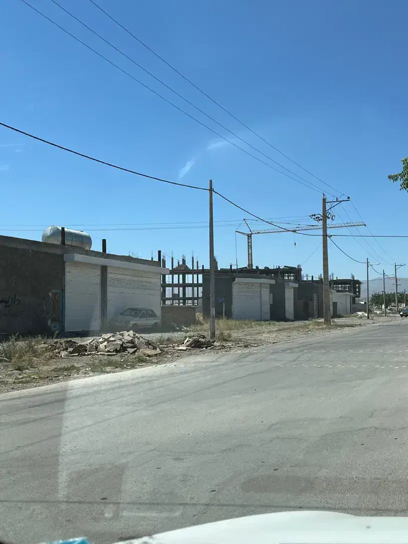 ویلایی۳۲۵‌ متری جنوبی شاندیز