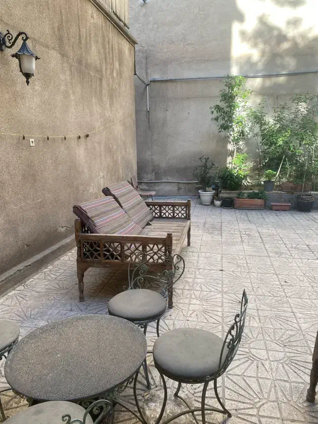 تعویض خانه کلنگی در میدان محمدیه با نیاوران
