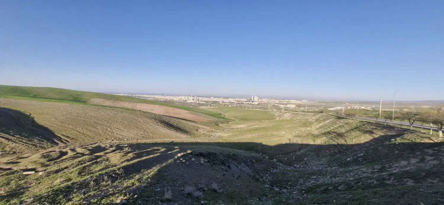 زمین تالار شهر به فدک