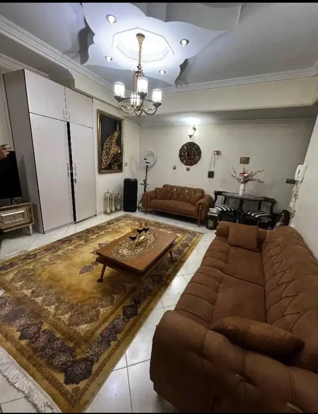 همخونه خانم