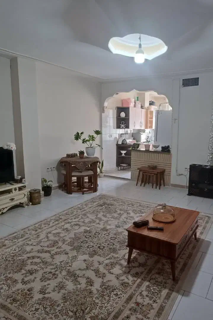 فروش اپارتمان تکخواب اندیشه فاز یک