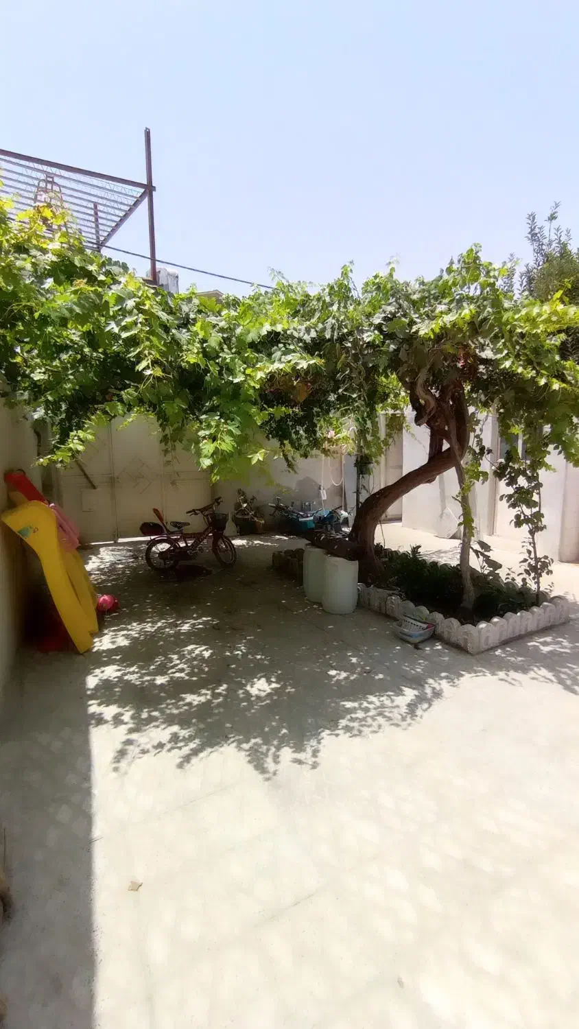 ویلایی ۲۲۰ متر