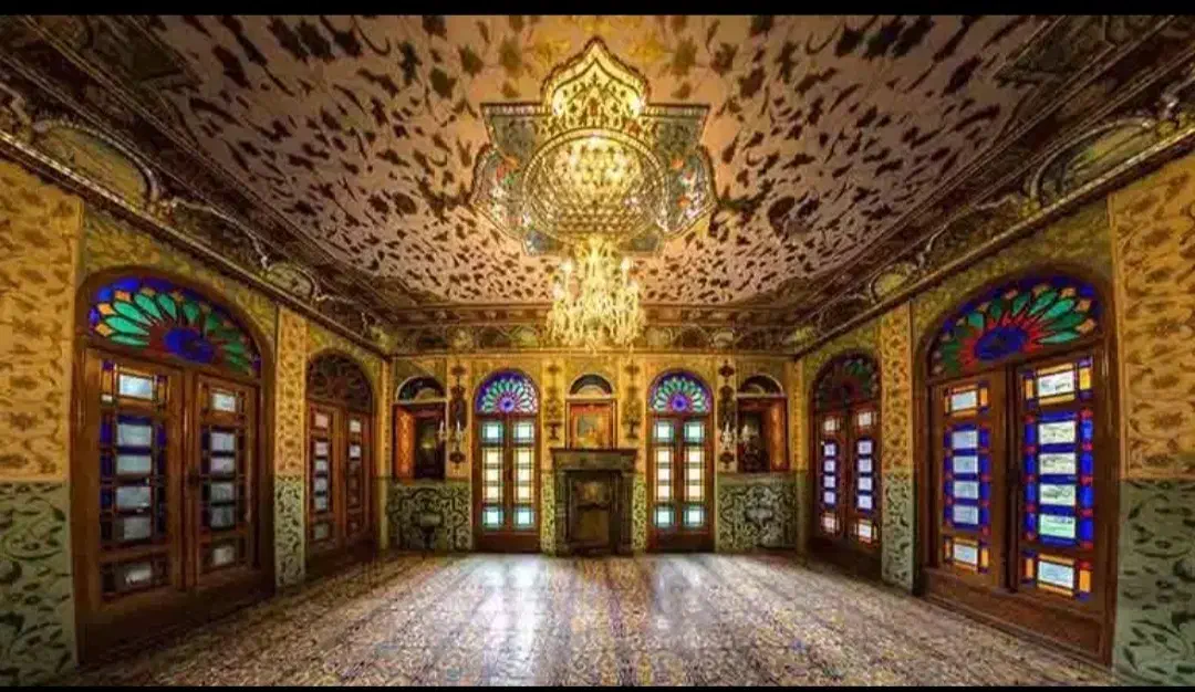 زیر زمین 300متر