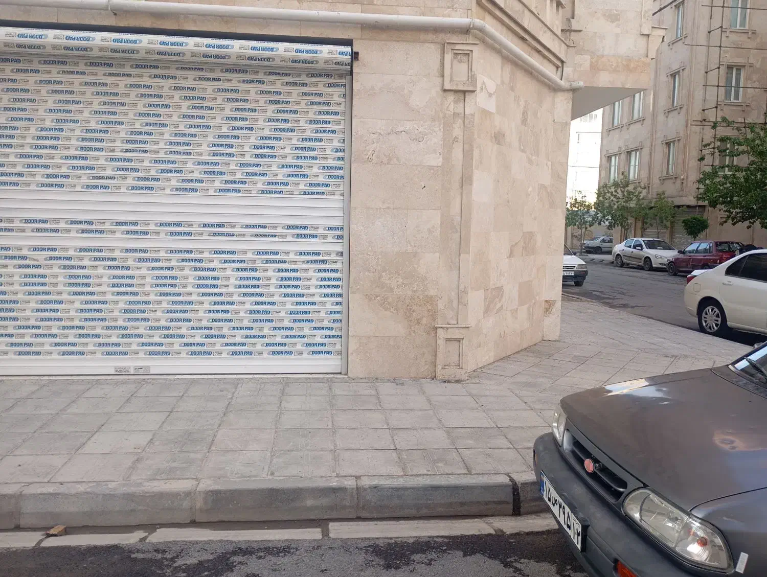 مغازه تجاری دو نبش