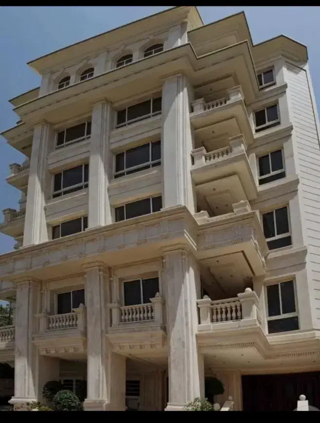 فروش آپارتمان پنج آذر بالا