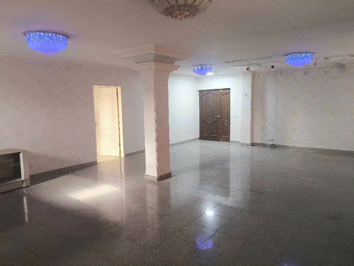 اجاره واحد تجاری