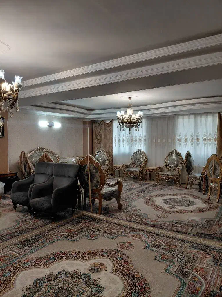 آپارتمان تکواحدی ۱۴۷ متری