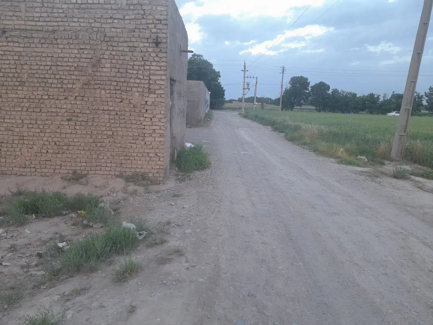 ۵۰۰متر زمین