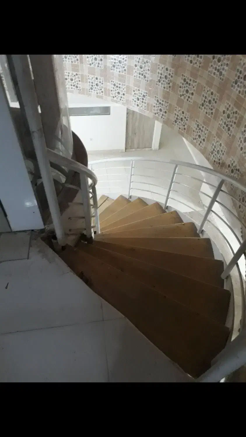 مغازه۱۵متراندیشه