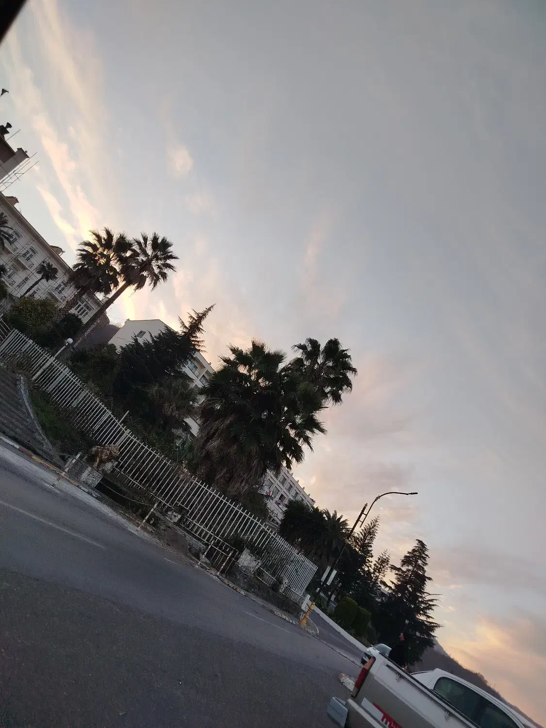 زمین مسکونی مرکز شهر  ۲۶۰ متری کوهپایه