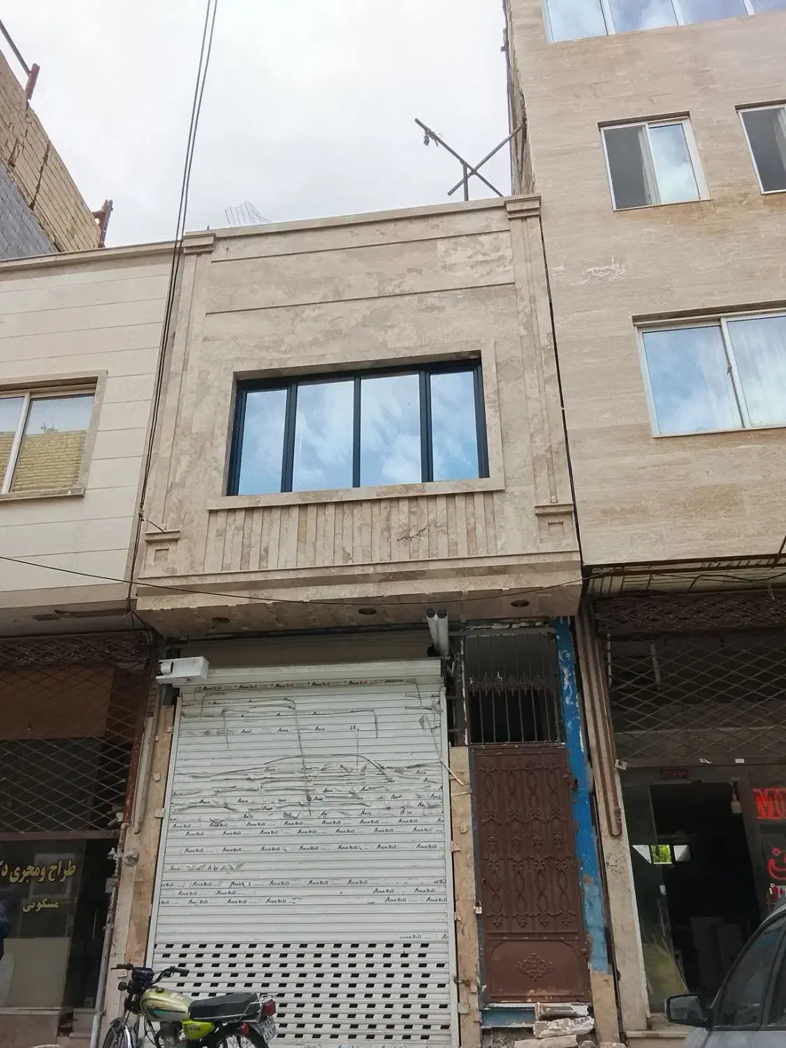 فروش ساختمان صفر تجاری و مسکونی در فاز تجاری آرمان