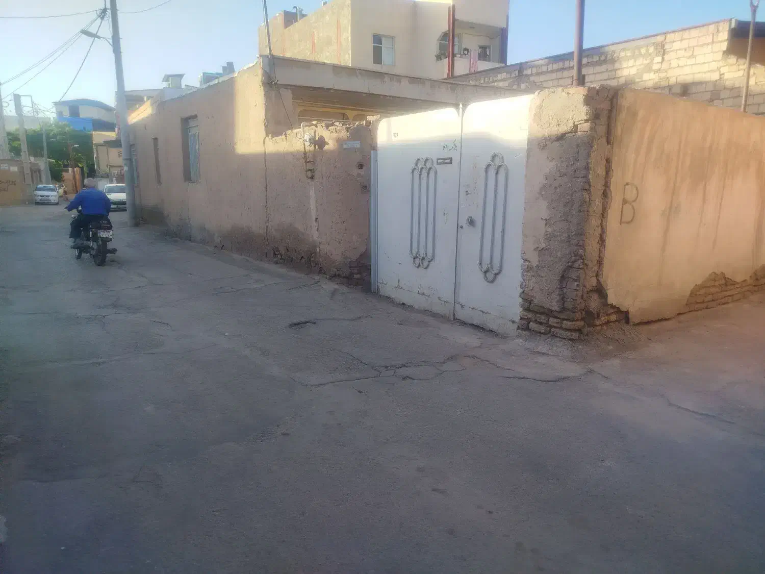 خانه درب حیاط
