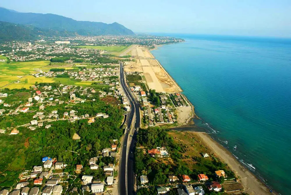 زمین ویلایی سنددار کنار دریا ابتدای شفارود