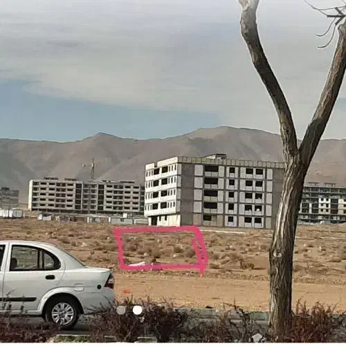 زمین  دی ۷ D7 دونبش جنوبی ارتفاع دار فولادشهر