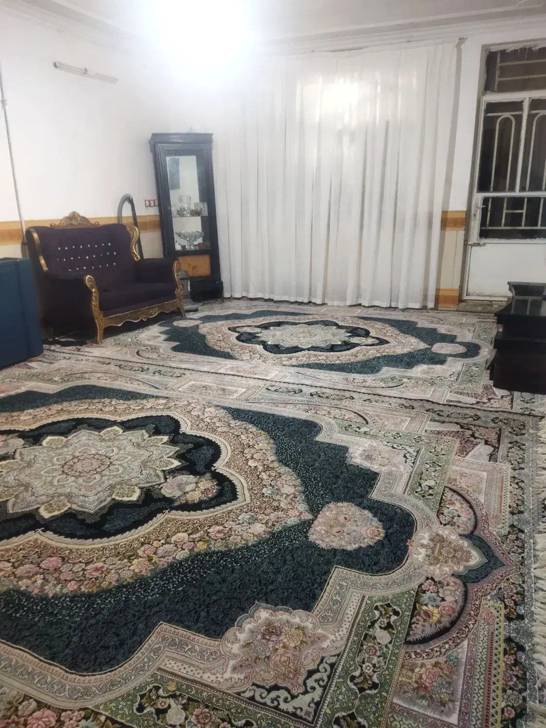 یک باب منزل ویلایی به مساحت 220متر