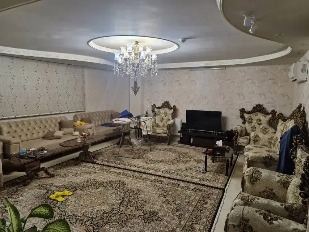 ویلایی۱۲۰ متری خیابان نواب