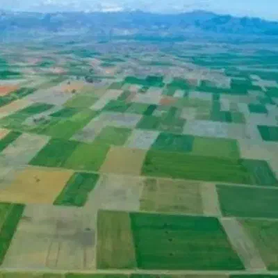 زمین واقع در جاده اصلی ایذه به پیان