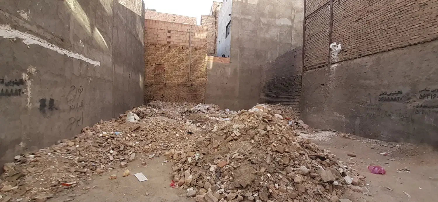 ۱۲۰ متر زمین قولنامه