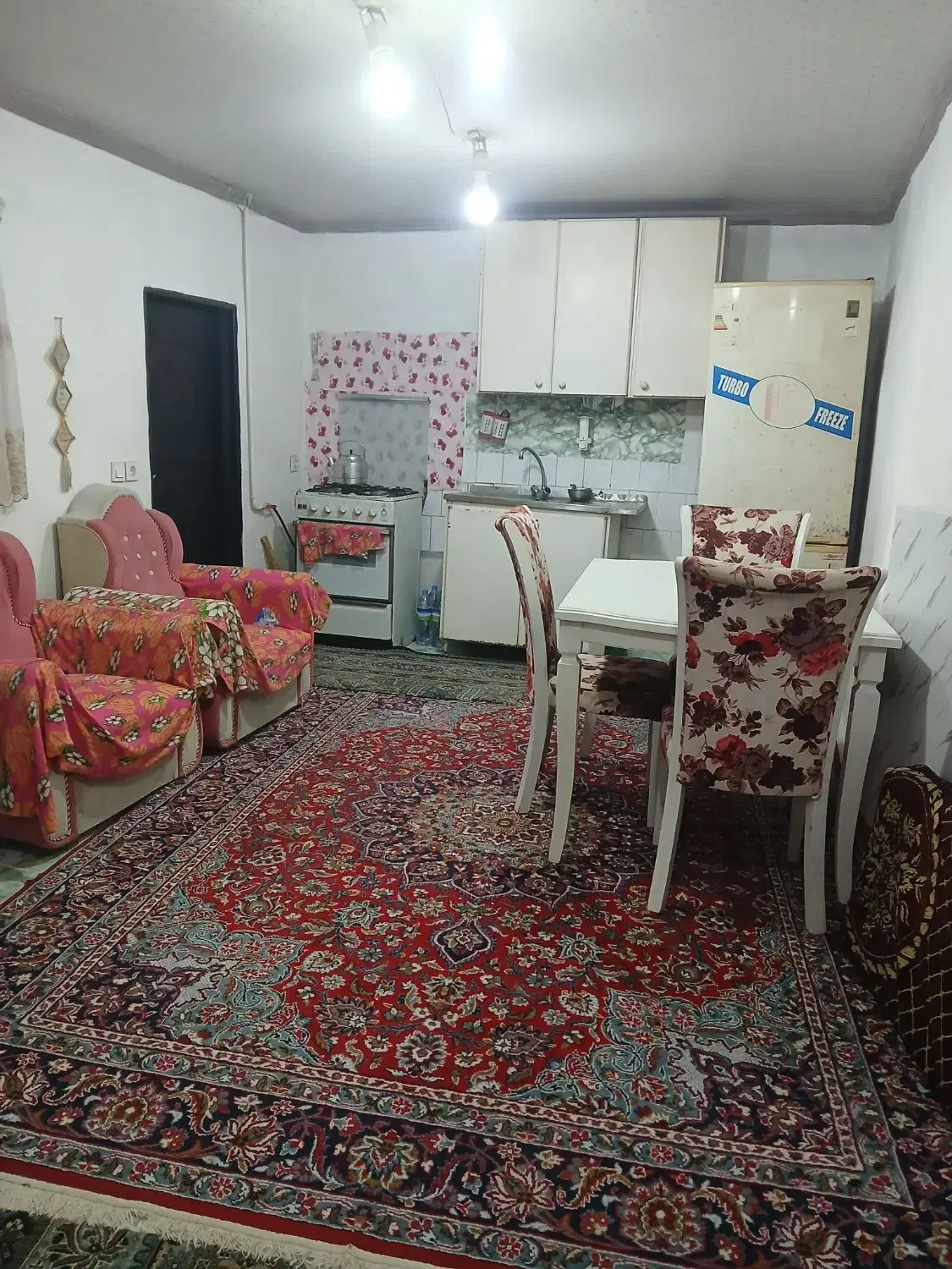 اجاره  تک خواب در منطقه آزاد انزلی روزانه وماهانه