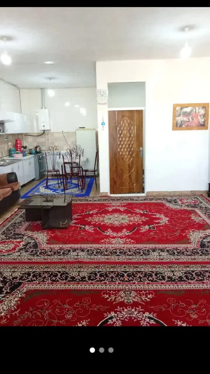 اجاره طبقه بالا در قلعه سنگی
