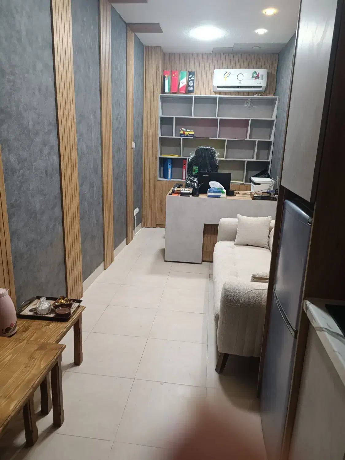 فروش واحد تجاری۱۷ متری ،نزدیک خیابان گمرک
