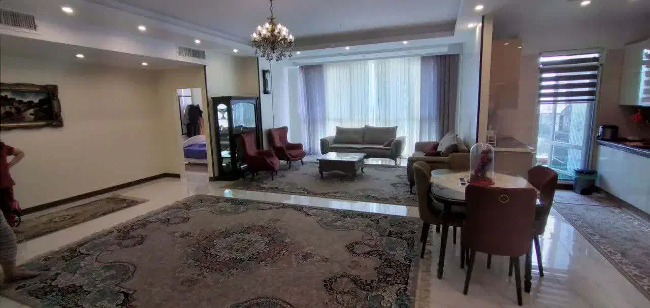 150 متر رو به نما خیابان داریوش