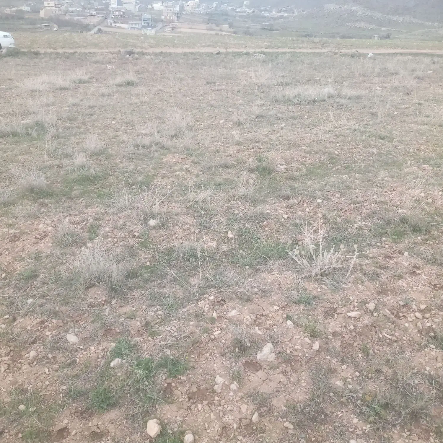 زمین دواسب