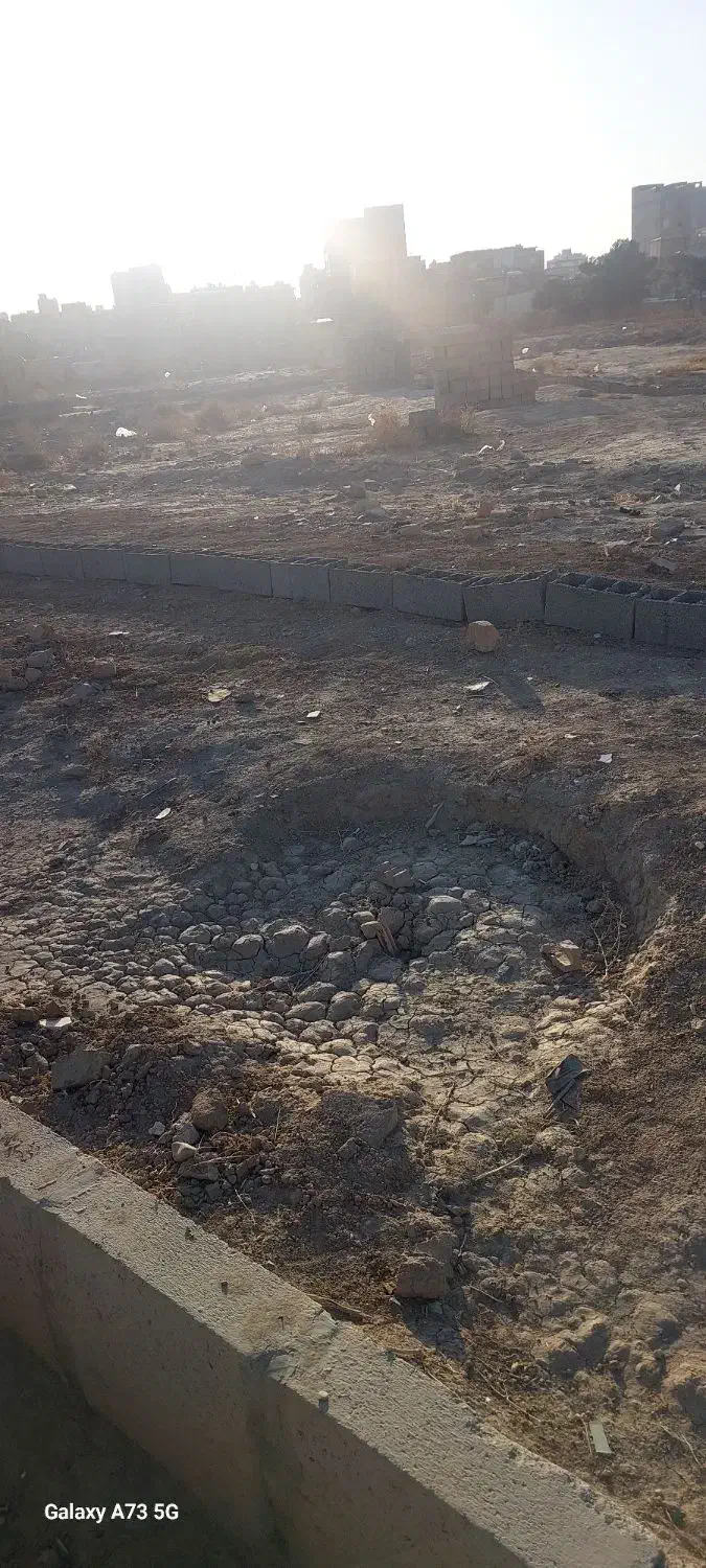 باغچه ی نقلی با سوعت ۲۰ متری و سرویس بهذاشتی