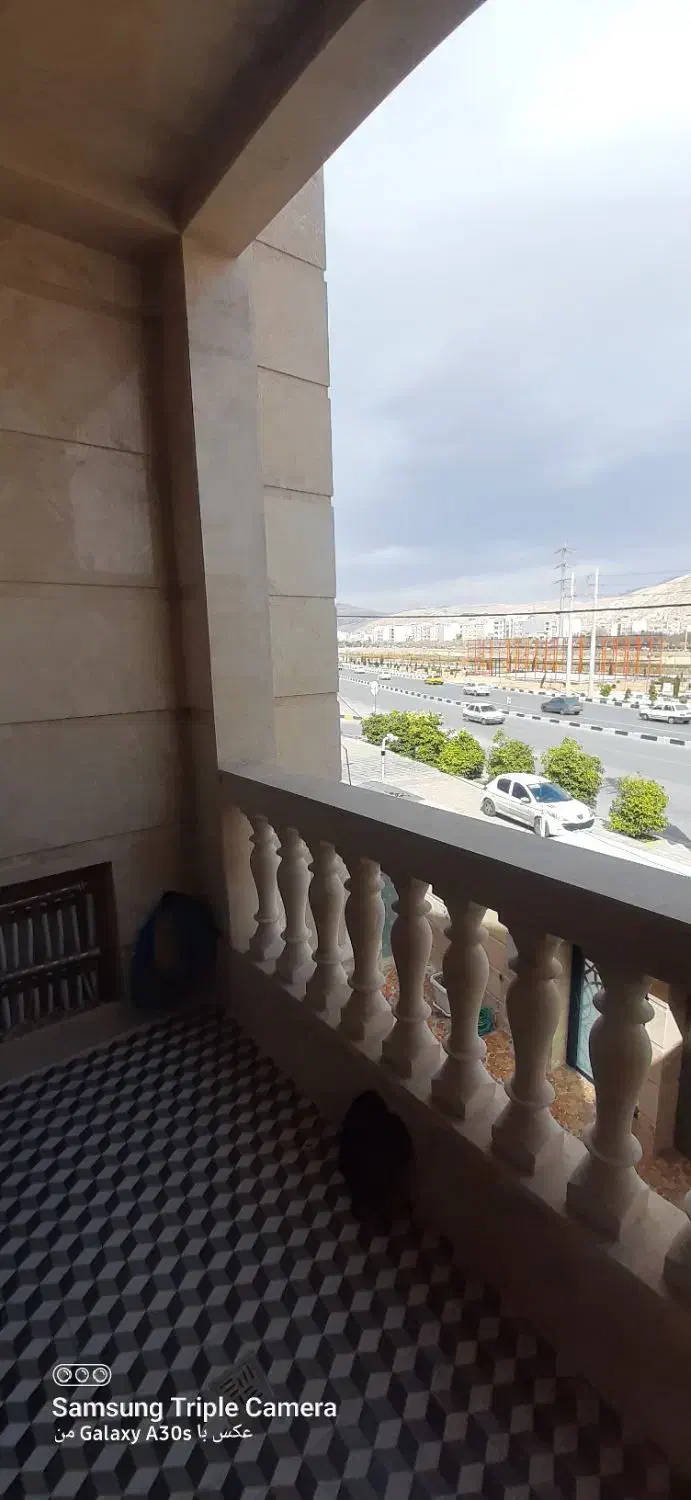 فروش آپارتمان دو خوابه کم واحد جنوبی