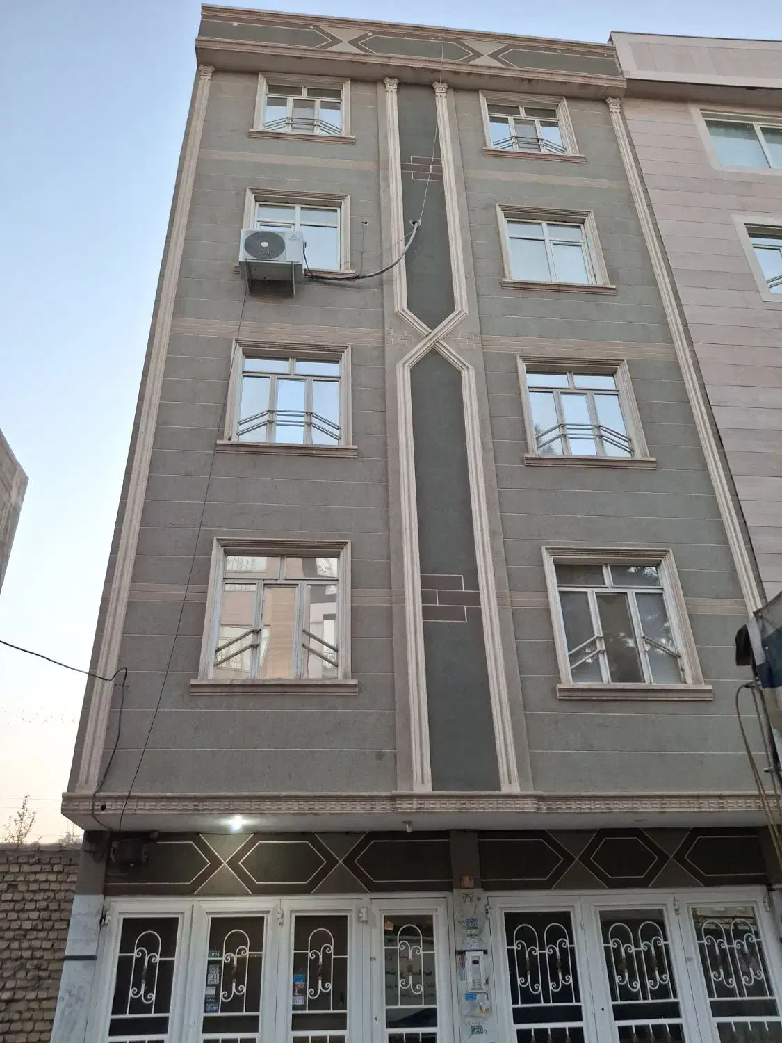 ۶۵ متری پیروزی ۲۰