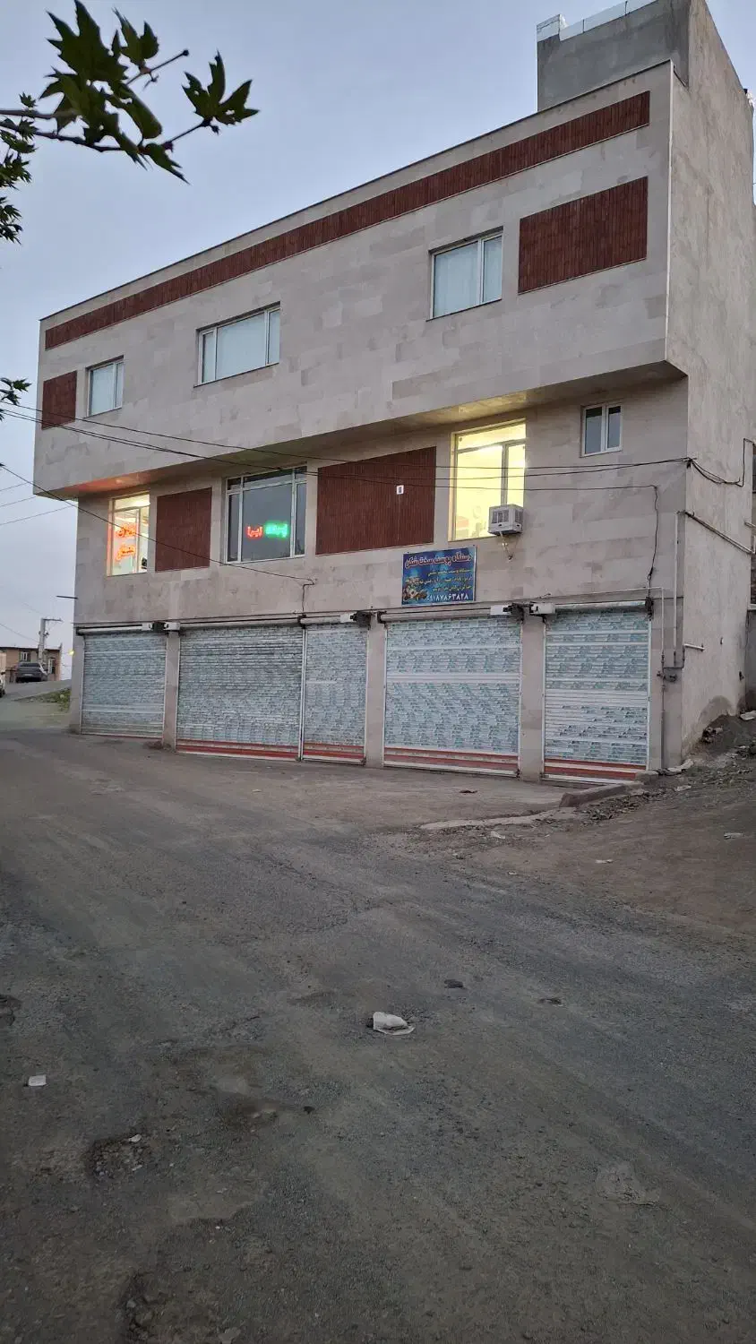 فروش 40 متر یک واحد تجاری